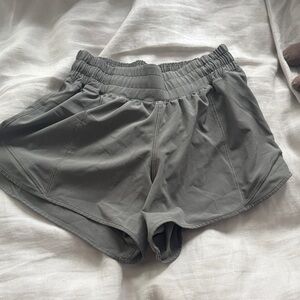 Lululemon Hotty hots earth grey